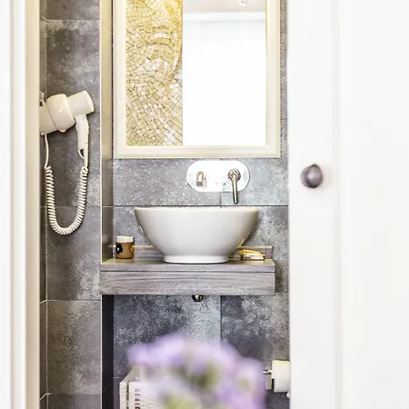 ベッド・アンド・ブレックファスト Bozca 2*